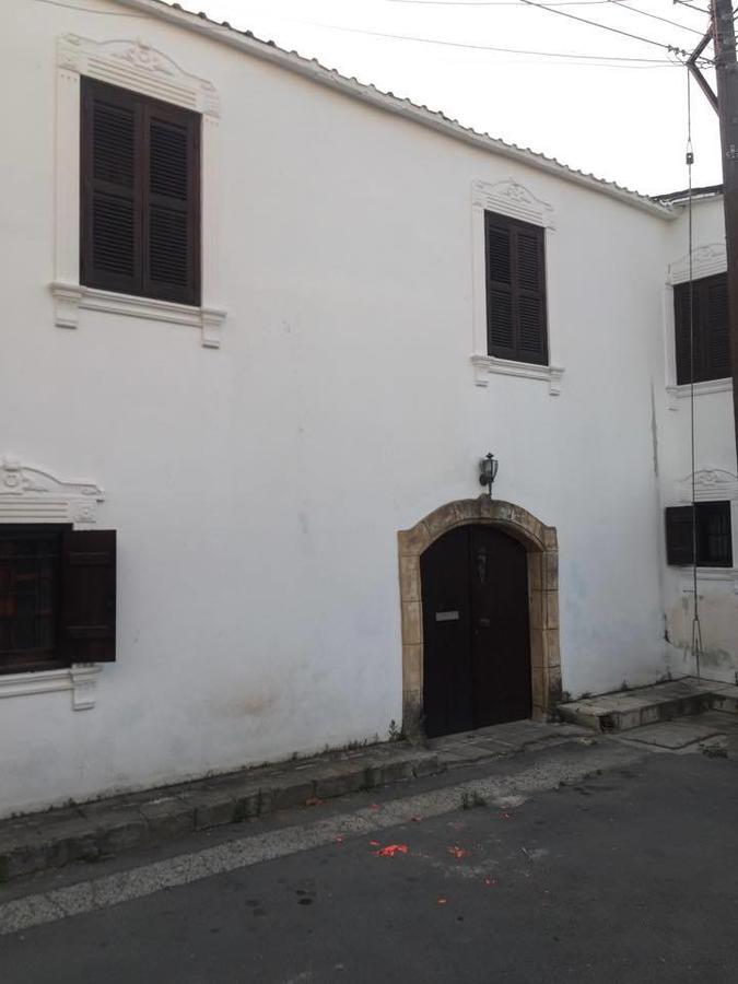 Villa Thermopilon Larnaca Eksteriør billede